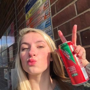 Meet your Posher, Bella